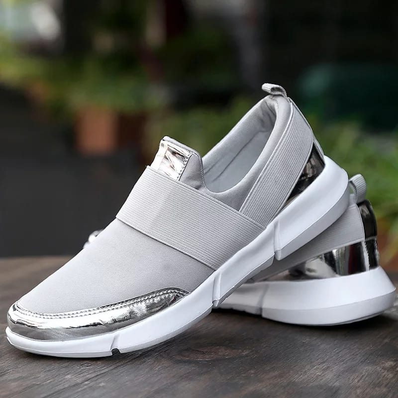 Light Comfortable Unisex Slip-on Shoes