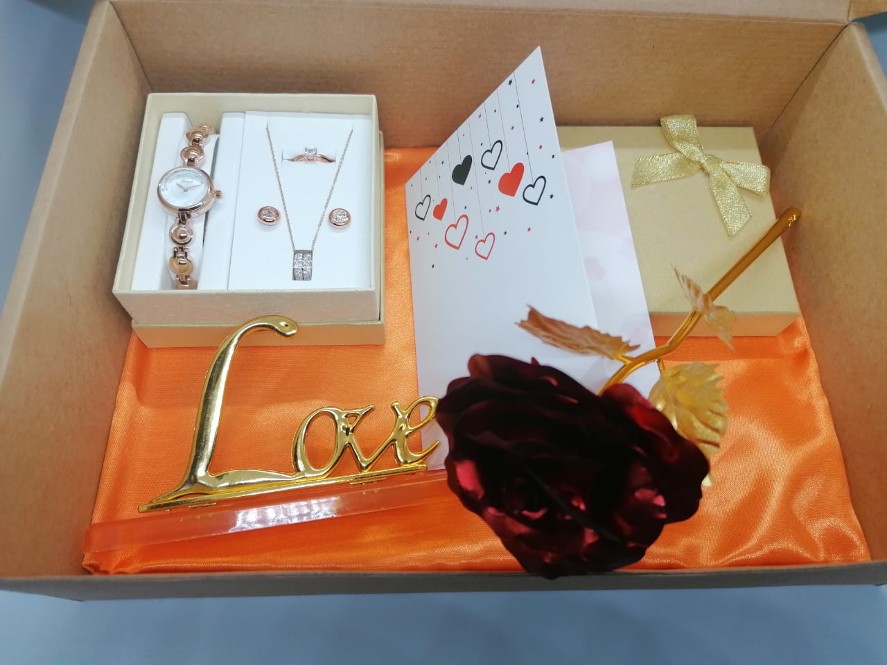 Gift Hamper with Jewellery set and Artificial Rose