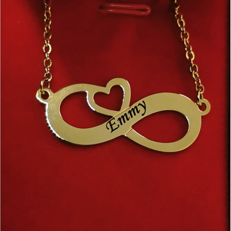 Engrave a Message of your Choice on Custom-Made Personalized Pendant Necklaces Gifts