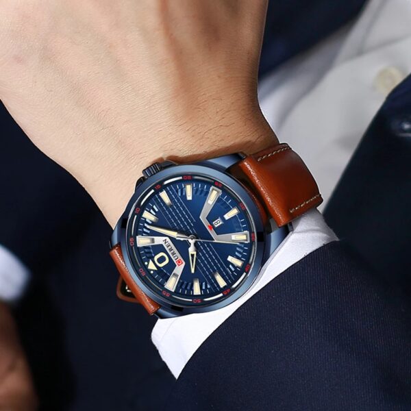 CURREN M8379 Men's Quartz Wristwatch