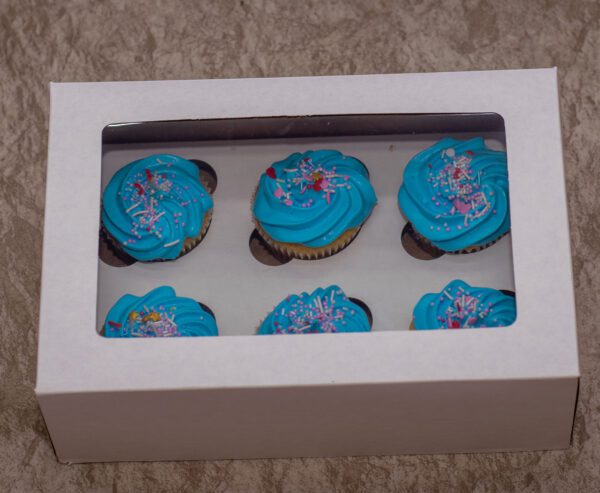 Blue creamed Vanilla Cupcakes