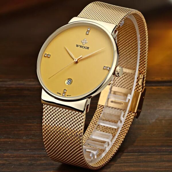 WWOOR 8018M Gold Stainless Steel Wrist Watch