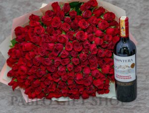 Frontera Wine and 100 Red Roses Bouquet Package