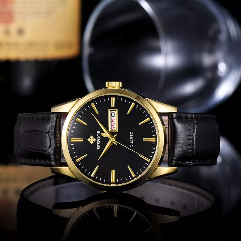 WWOOR 8801 Leather Casual Wrist Watch