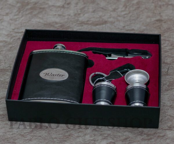 Branded Whisky Flask Set with Leather Details