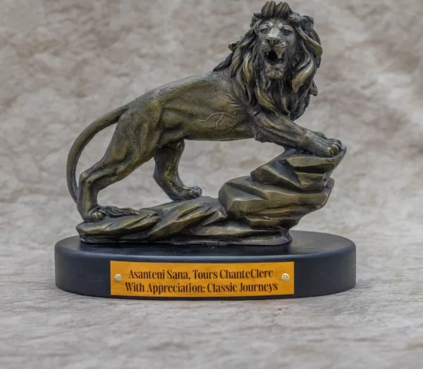 Customized Lion Cast Sculpture